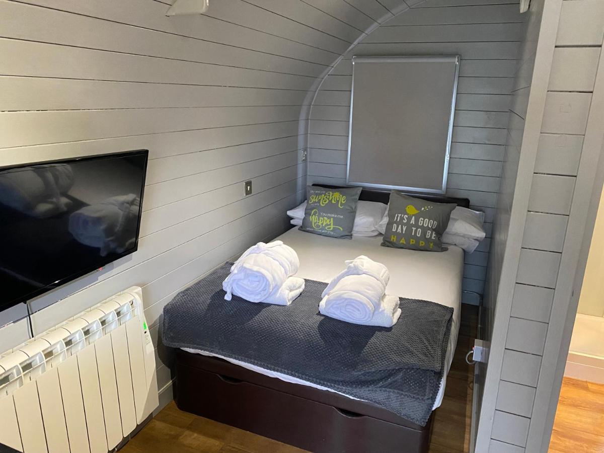 Highland Stays - Ben View Studio Pod & Jacuzzi Bath Fort William Exterior foto